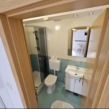 Alma Podgora (Split-Dalmatia)