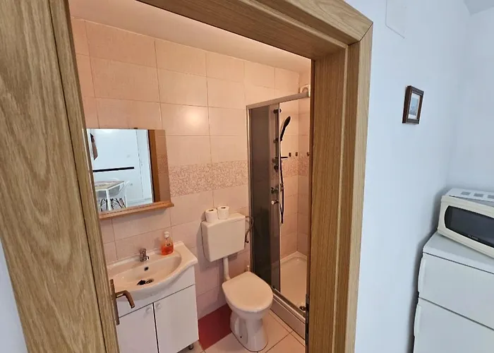 Alma * Podgora (Split-Dalmatia)